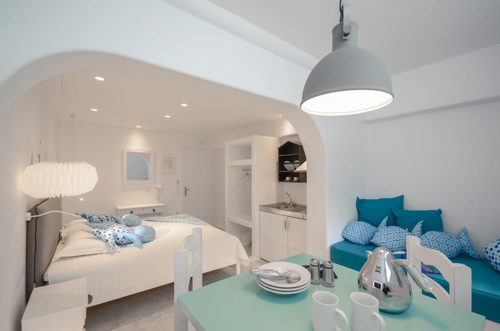 Naxos Evilion Luxury & *