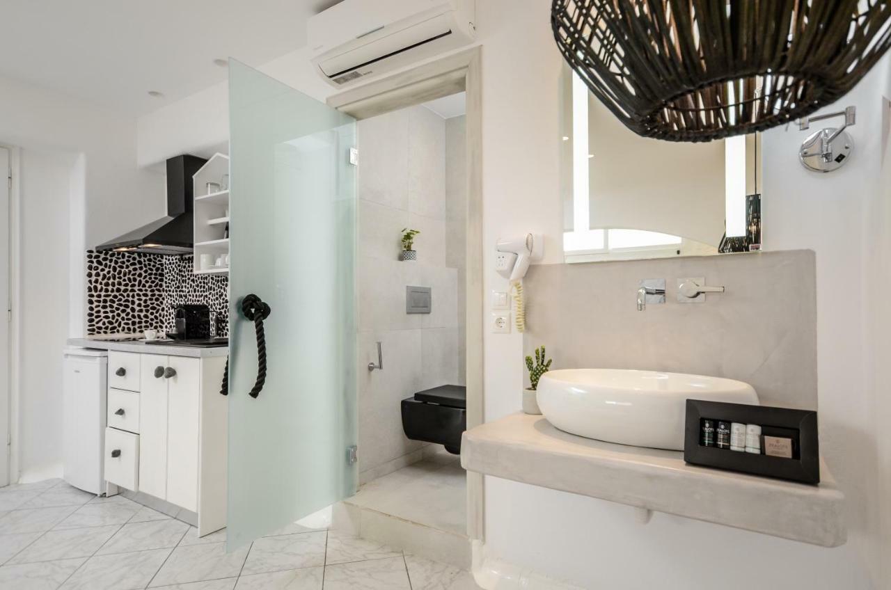Naxos Evilion Luxury & Naxos City